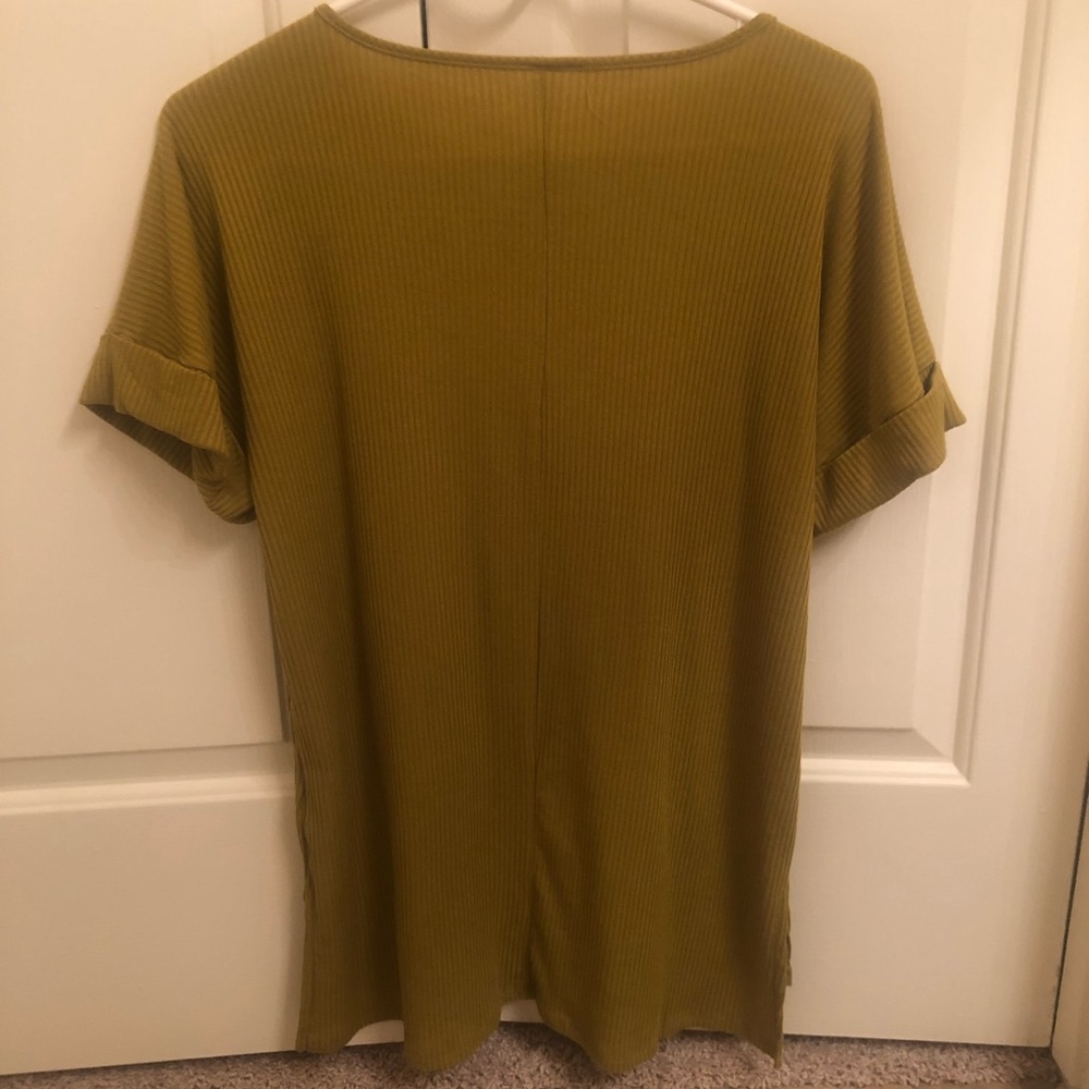 Basic Textured Top - Picture 2 of 5